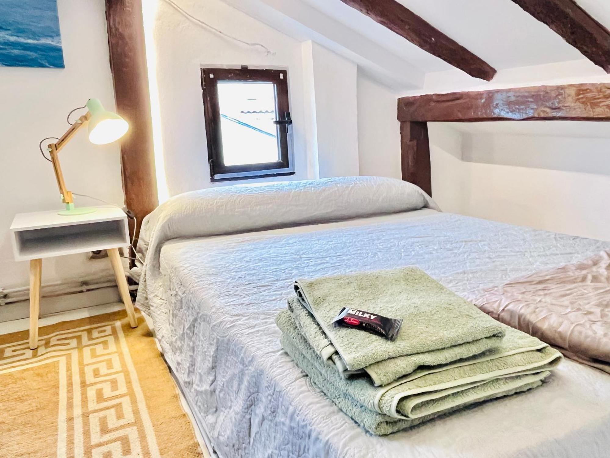 Loft Buhardilla En Perfecta Ubicacion Leilighet Santander Eksteriør bilde