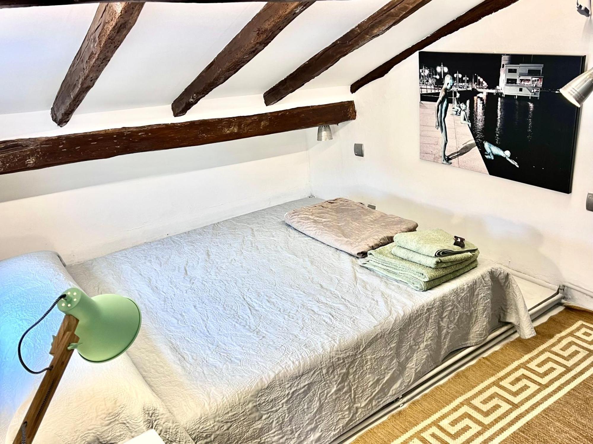 Loft Buhardilla En Perfecta Ubicacion Leilighet Santander Eksteriør bilde